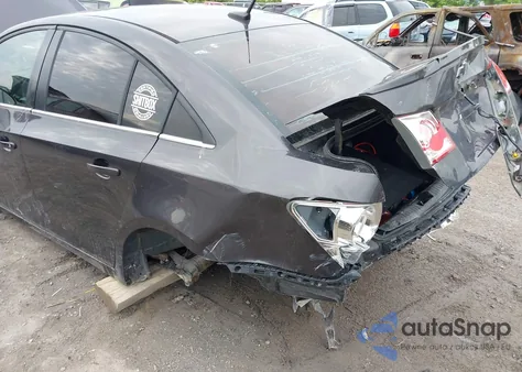 2014 Chevrolet Cruze Eco Manual from USA, damaged, VIN 1G1PJ5SB8E7177247